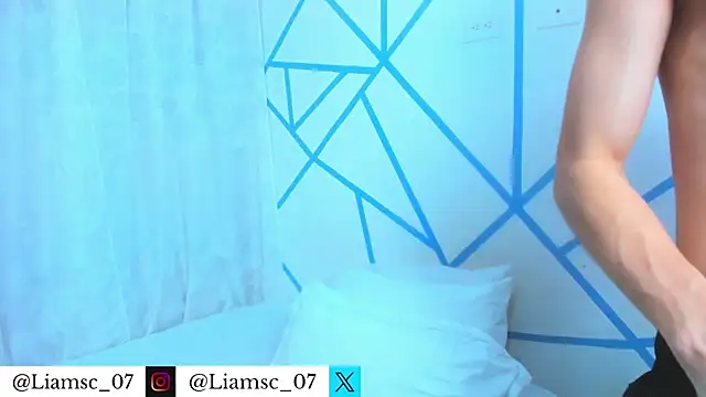 Snapshot of liam_scott77 chatting on 28, 5, 2026 liam scott77 online show from 28, 5, 2026