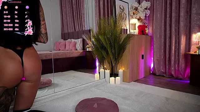 EmilyHudsson 1 online show from 9, 2, 2026