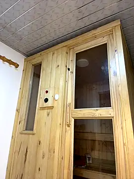 Barbielatinas online show from 2, 11, 2025