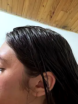 Barbielatinas online show from 18, 10, 2025