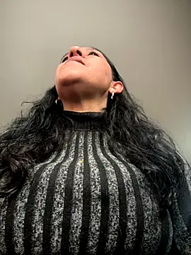 Freya Artemisa online show from 30, 10, 2025