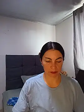 renata hot1 online show from 5, 6, 2026