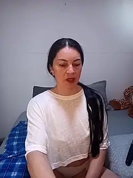 renata hot1 online show from 11, 3, 2026