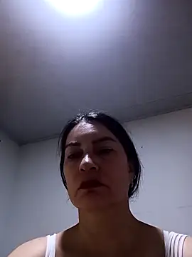 renata hot1 online show from 5, 3, 2026