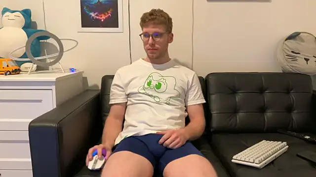 BlueEyedTallGuy94 online show from 28, 12, 2024