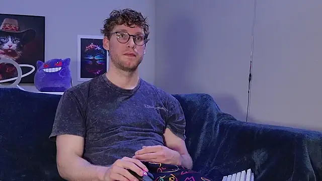 BlueEyedTallGuy94 online show from 29, 10, 2025