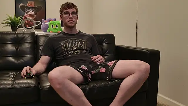 BlueEyedTallGuy94 online show from 7, 10, 2025