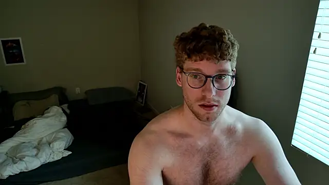 BlueEyedTallGuy94 online show from 24, 7, 2026