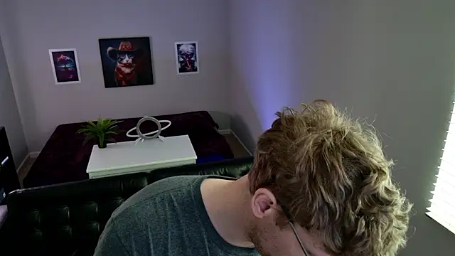 BlueEyedTallGuy94 online show from 13, 3, 2026