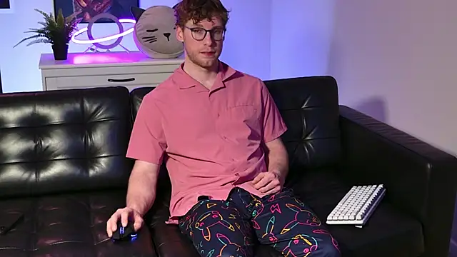 BlueEyedTallGuy94 online show from 4, 11, 2025