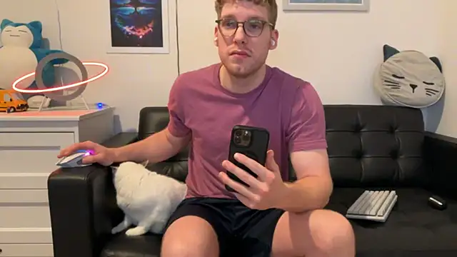 BlueEyedTallGuy94 online show from 19, 12, 2024