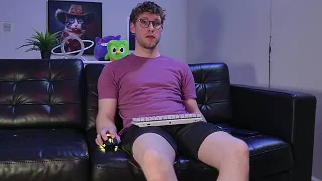 BlueEyedTallGuy94 online show from 15, 10, 2025