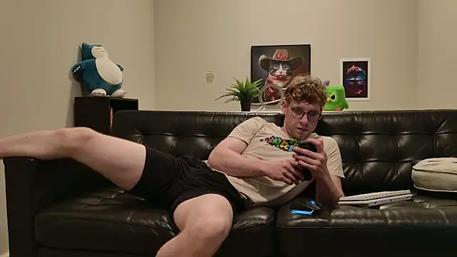 BlueEyedTallGuy94 online show from 19, 9, 2025