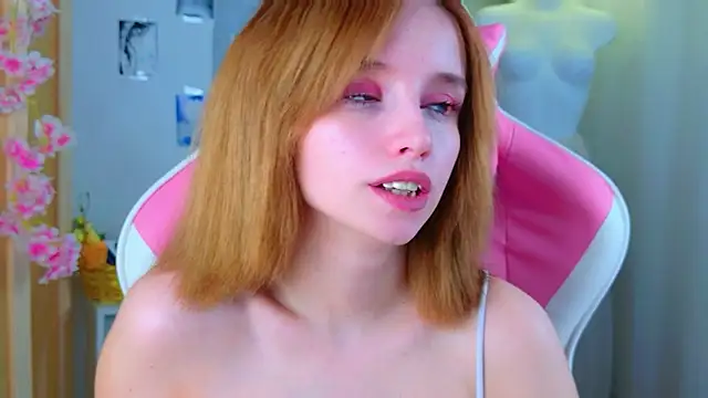 b4by LoL1 online show from 29, 4, 2026