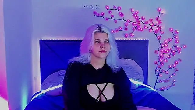 JoannLowe online show from 13, 5, 2026