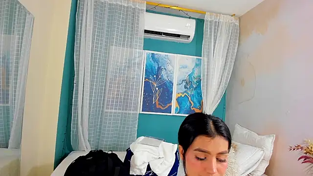TianaReedd online show from 10, 9, 2025