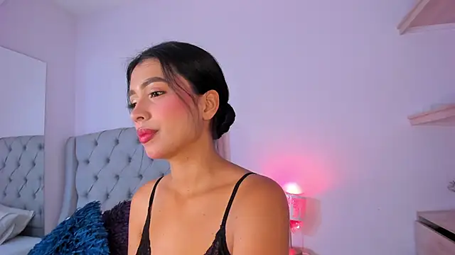 TianaReedd online show from 9, 9, 2025