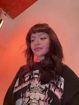 Snapshot of Ashley_Chriss chatting on 5, 1, 2025 Ashley Chriss online show from 5, 1, 2025