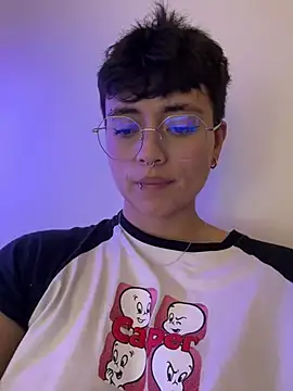 Snapshot of Ashley_Chriss chatting on 3, 3, 2025 Ashley Chriss online show from 3, 3, 2025