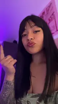 Ashley Chriss online show from 31, 5, 2026