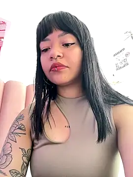 Snapshot of Ashley_Chriss chatting on 5, 10, 2025 Ashley Chriss online show from 5, 10, 2025