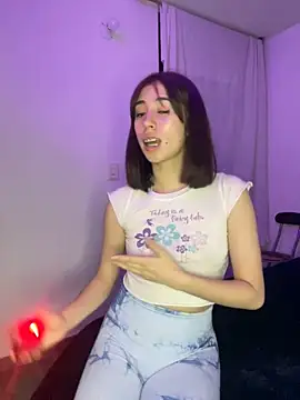 Catyloves online show from 28, 1, 2025