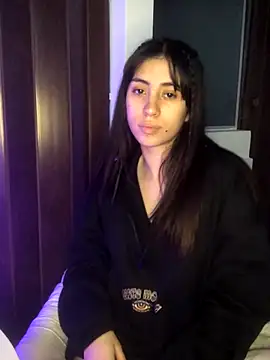 Catyloves online show from 5, 12, 2024