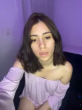 Catyloves online show from 16, 2, 2025