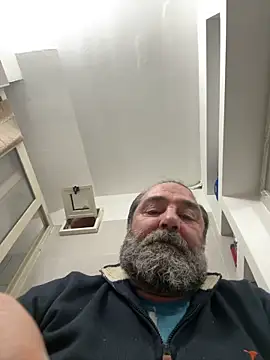 Snapshot of ros217 chatting on 1, 11, 2025 ros217 online show from 1, 11, 2025