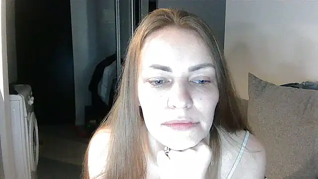 Snapshot of AnnaDiamond1 chatting on 11, 7, 2026 AnnaDiamond1 online show from 11, 7, 2026