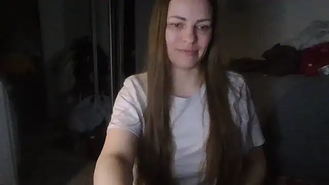 AnnaDiamond1 online show from 22, 4, 2026