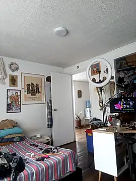 Siriss boyrag online show from 25, 2, 2026