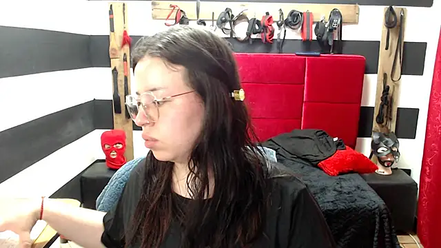 Marian Ran online show from 18, 3, 2025