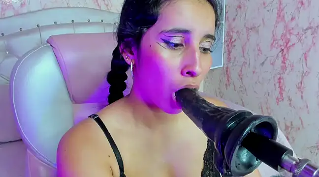 Snapshot of VICTORIA_HOUSTON chatting on 25, 2, 2025 VICTORIA HOUSTON online show from 25, 2, 2025
