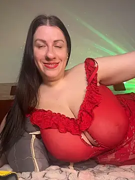 Snapshot of Evelinia chatting on 16, 7, 2026 Evelinia online show from 16, 7, 2026