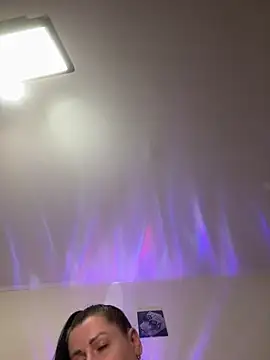 Evelinia online show from 17, 12, 2025