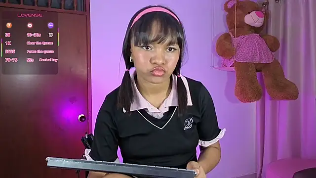 KaattySweet  online show from 17, 4, 2026