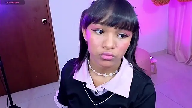 KaattySweet  online show from 4, 7, 2026