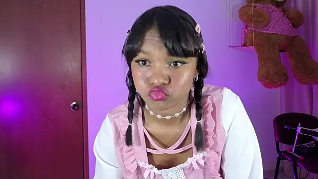Snapshot of KaattySweet_ chatting on 17, 5, 2026 KaattySweet online show from 17, 5, 2026