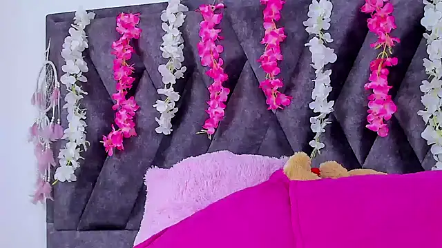 Snapshot of ALISSONREYEZ chatting on 9, 2, 2025 ALISSONREYEZ online show from 9, 2, 2025