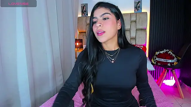 little sophie18 online show from 13, 3, 2026