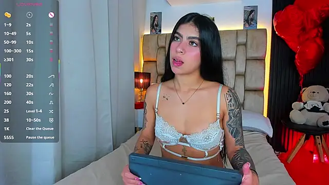 little sophie18 online show from 17, 2, 2026