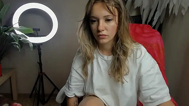 foxy blond online show from 26, 9, 2025