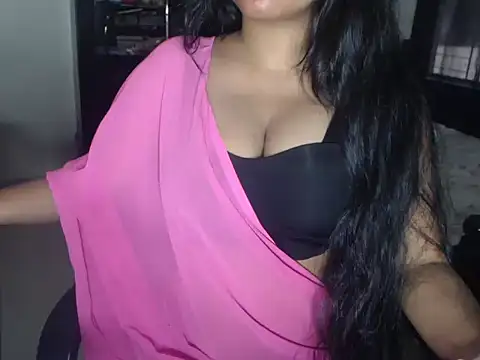 Snapshot of DevilErin chatting on 6, 7, 2026 DevilErin online show from 6, 7, 2026