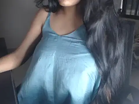 Snapshot of DevilErin chatting on 12, 3, 2026 DevilErin online show from 12, 3, 2026
