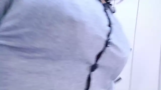 Im Yu-na online show from 12, 10, 2025