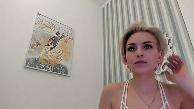 SakuFox online show from 18, 3, 2025