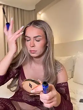 HotBella- online show from 15, 2, 2026