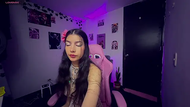 cami mila9 online show from 17, 4, 2026