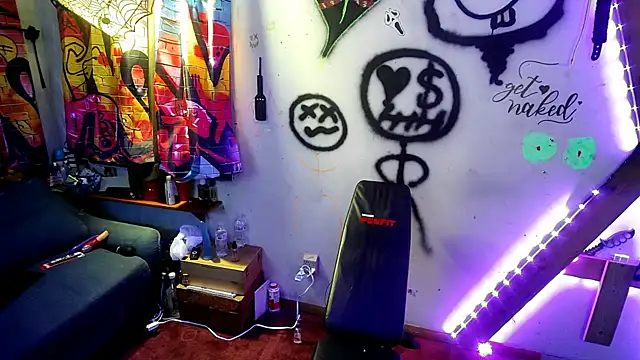 KRYZTALYNXXX online show from 20, 1, 2025